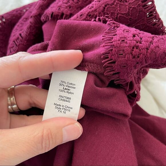 J. Crew Lace Front Burgundy Tee Shirt Top Long Sleeve Sz Large - Picture 3 of 3